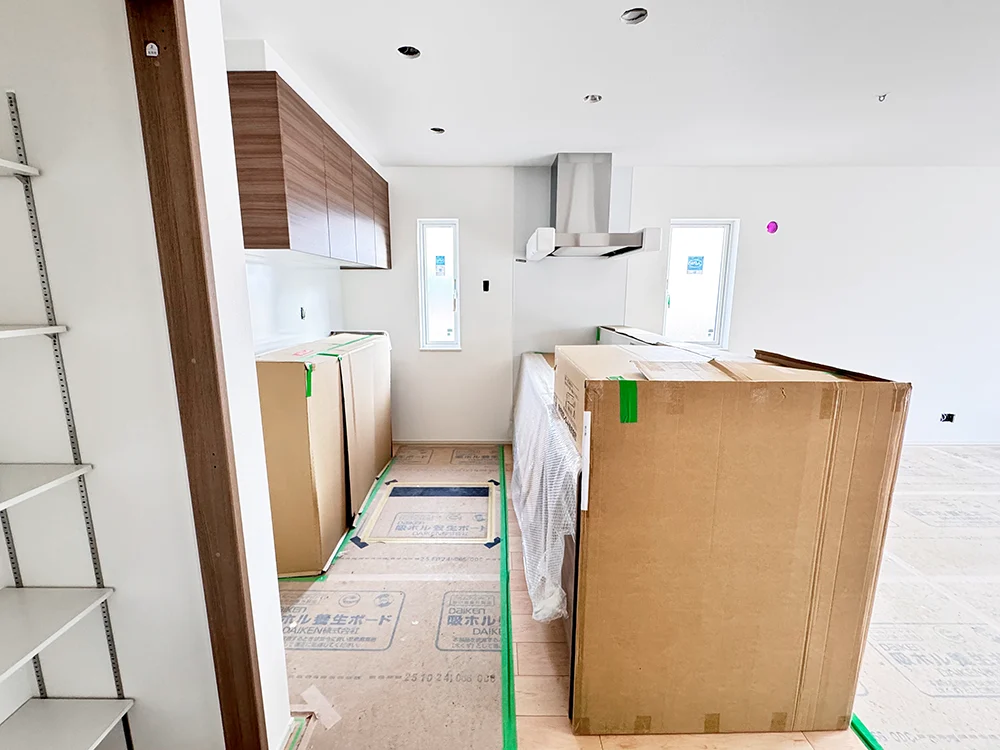 内部クロス工事の様子