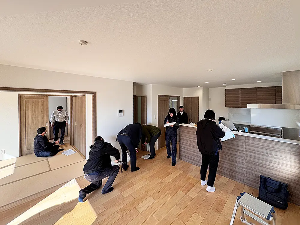 建物竣工検査の様子