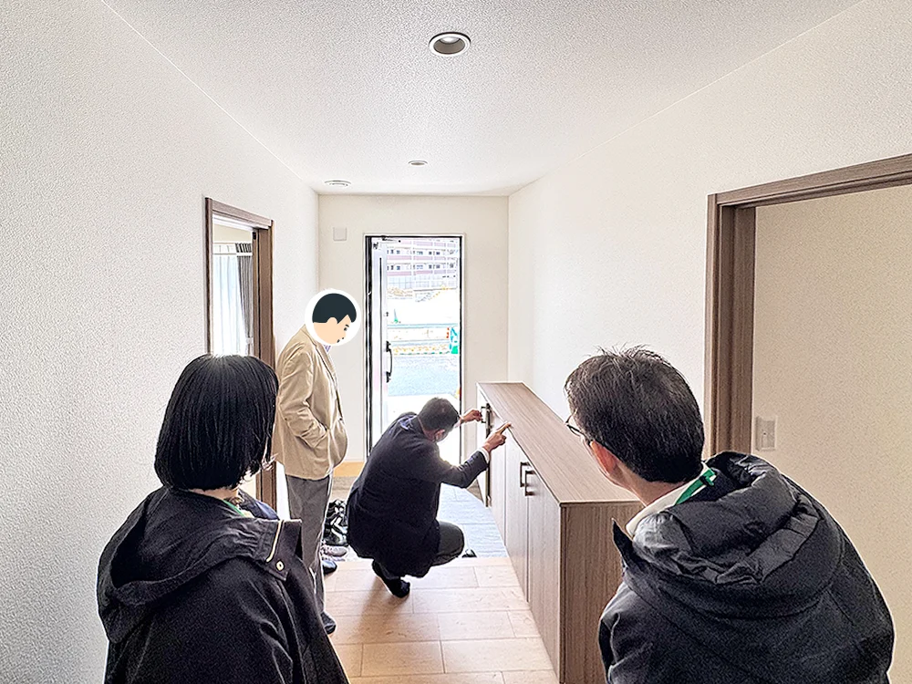 お引渡しの様子