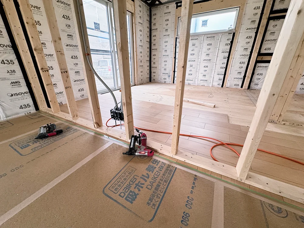 防水・断熱工事の様子