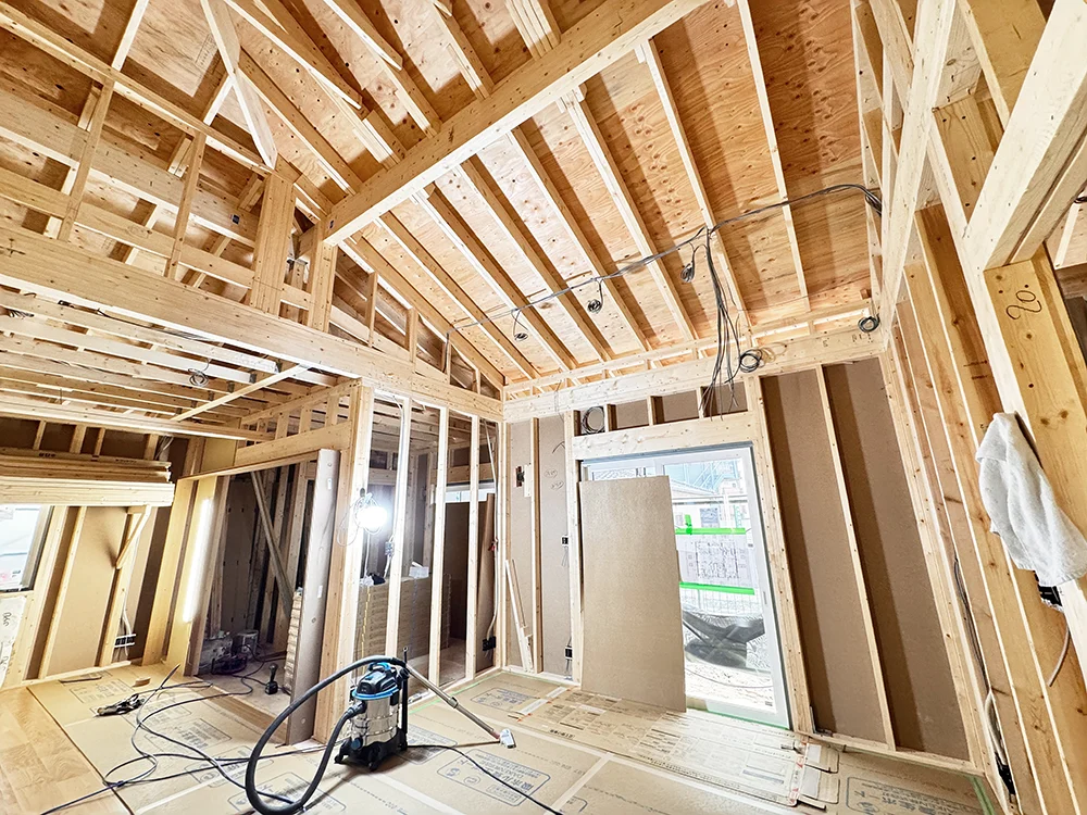 大野城市「広がる空間が心地よい平屋」建築現場