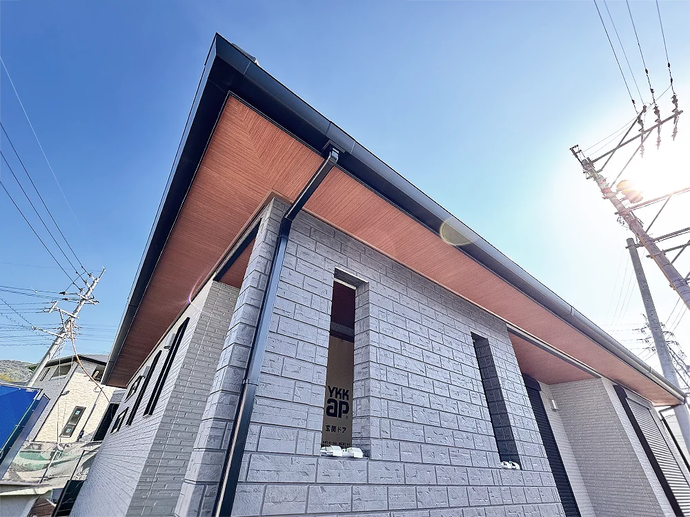 足場解体後の外観